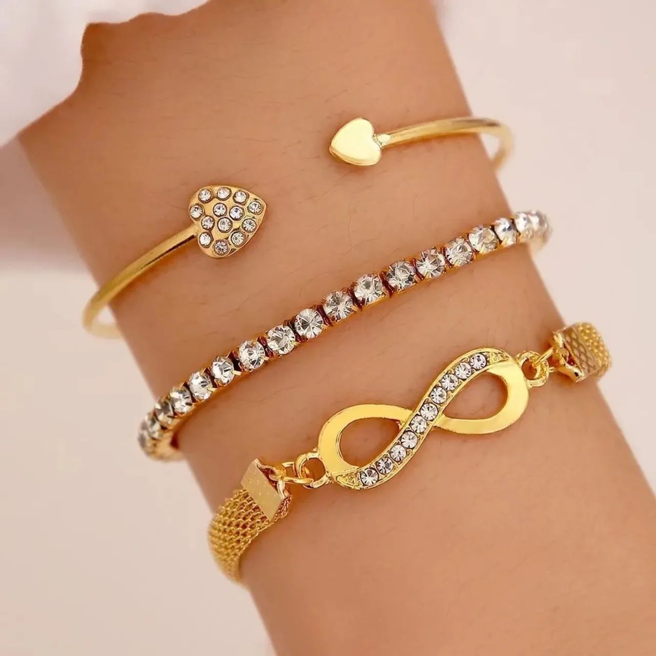 Bracelete 3 Em 1 Símbolo Do Infinito, Coração E Pedraria - Foto 2
