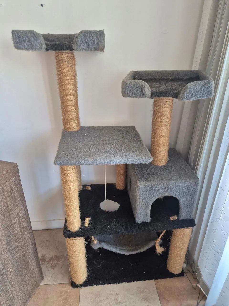 Castelo para gatos 
