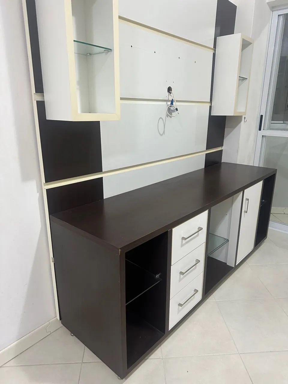 Painel para TV com Rack e Gavetas 