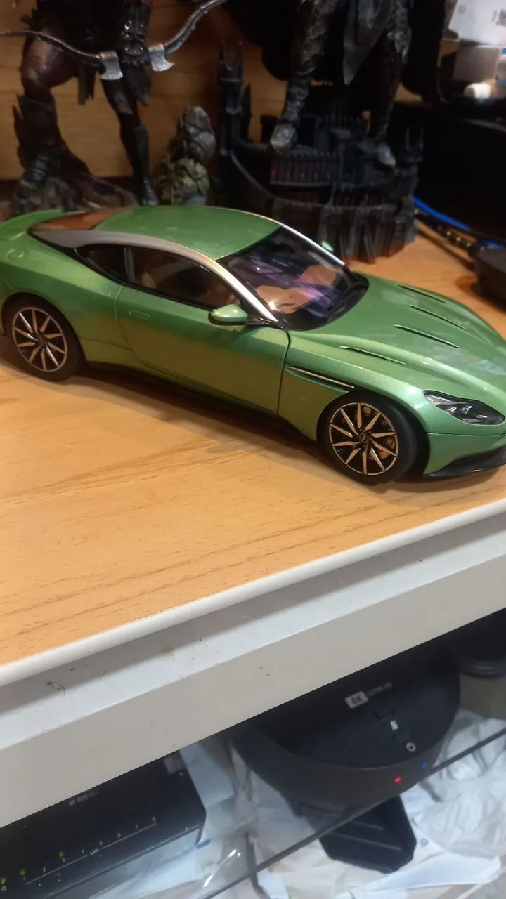  4 Aston martin autoart auto art - Foto 2