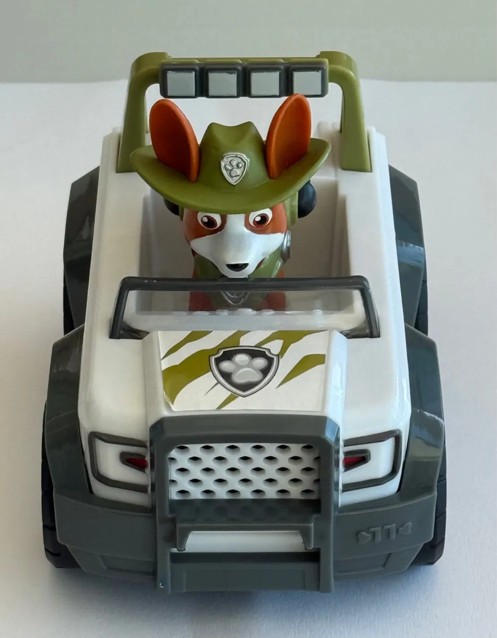 Carrinho temático do Tracker da Patrulha Canina