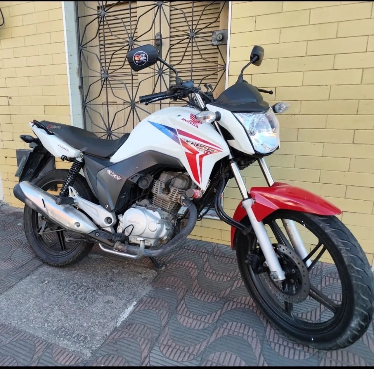 Aluguel de motos R$ 230,00/ semana
