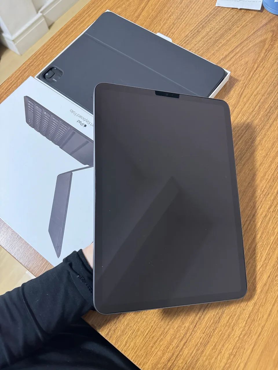 iPad Pro 11? (3ª geração - M1) 128GB + Magic Keyboard Original