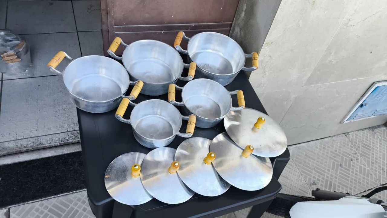 Conjunto de panelas alumínio batido  - Foto 5