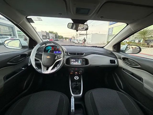 Onix LT 1.4 (Apenas 67.000 Km e Única dona) - Foto 5