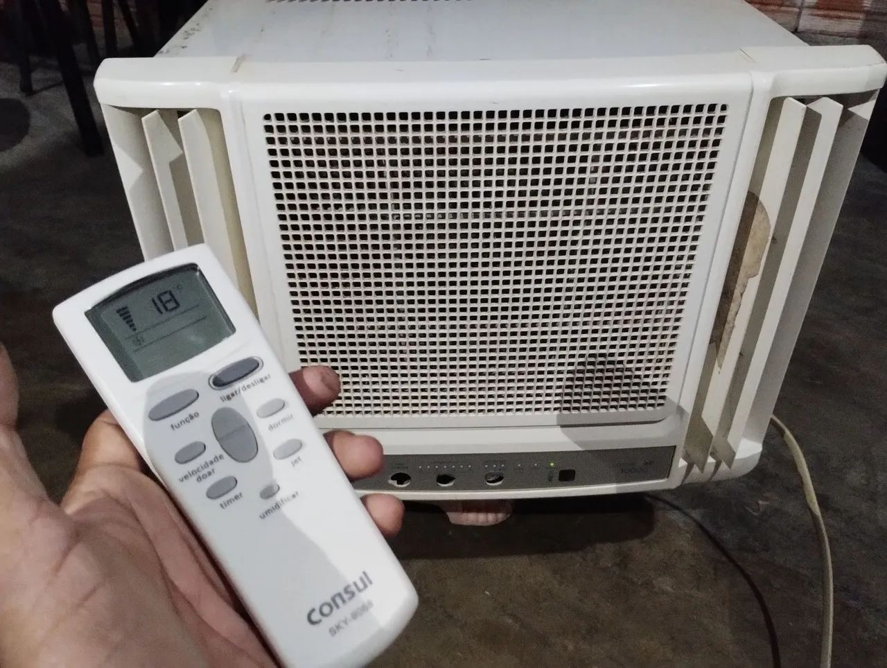 Ar condicionado Consul 10.000 digital com controle 