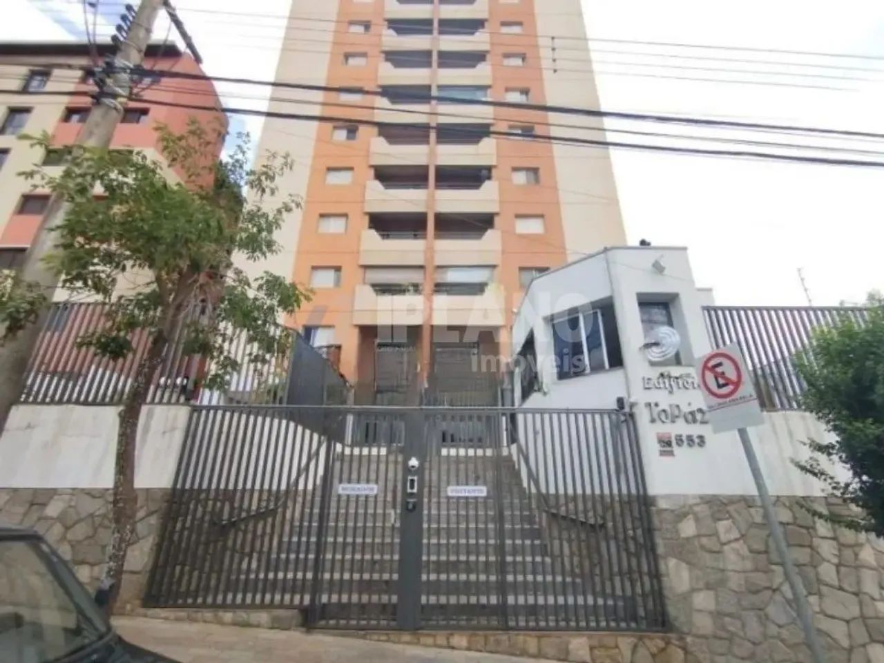 Locação de Apartamentos / Padrão na cidade de São Carlos