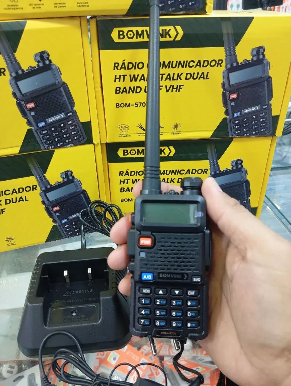 Walkie Talkie BOMVK BOM-570 - Rádio Comunicador VHF - Foto 2