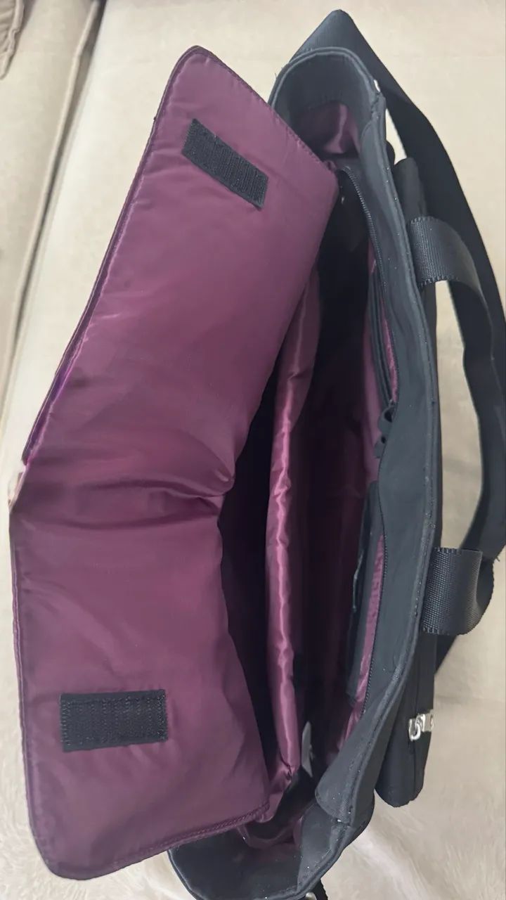 Bolsa UNCLE K - preta - notebook- muitas divisorias  - Foto 4