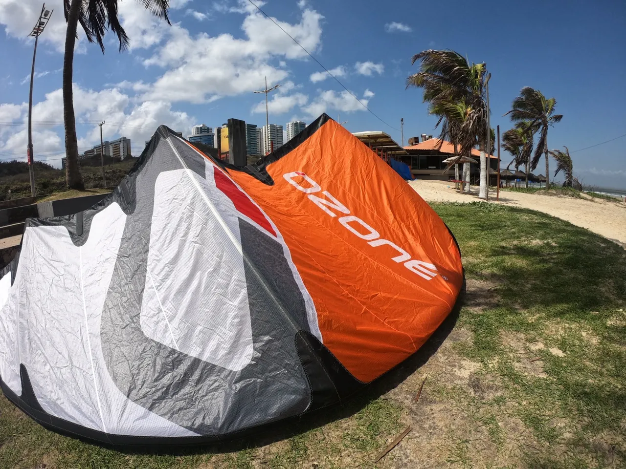 Ozone edge v11 10m kite + bolsa e barra Kitesurf