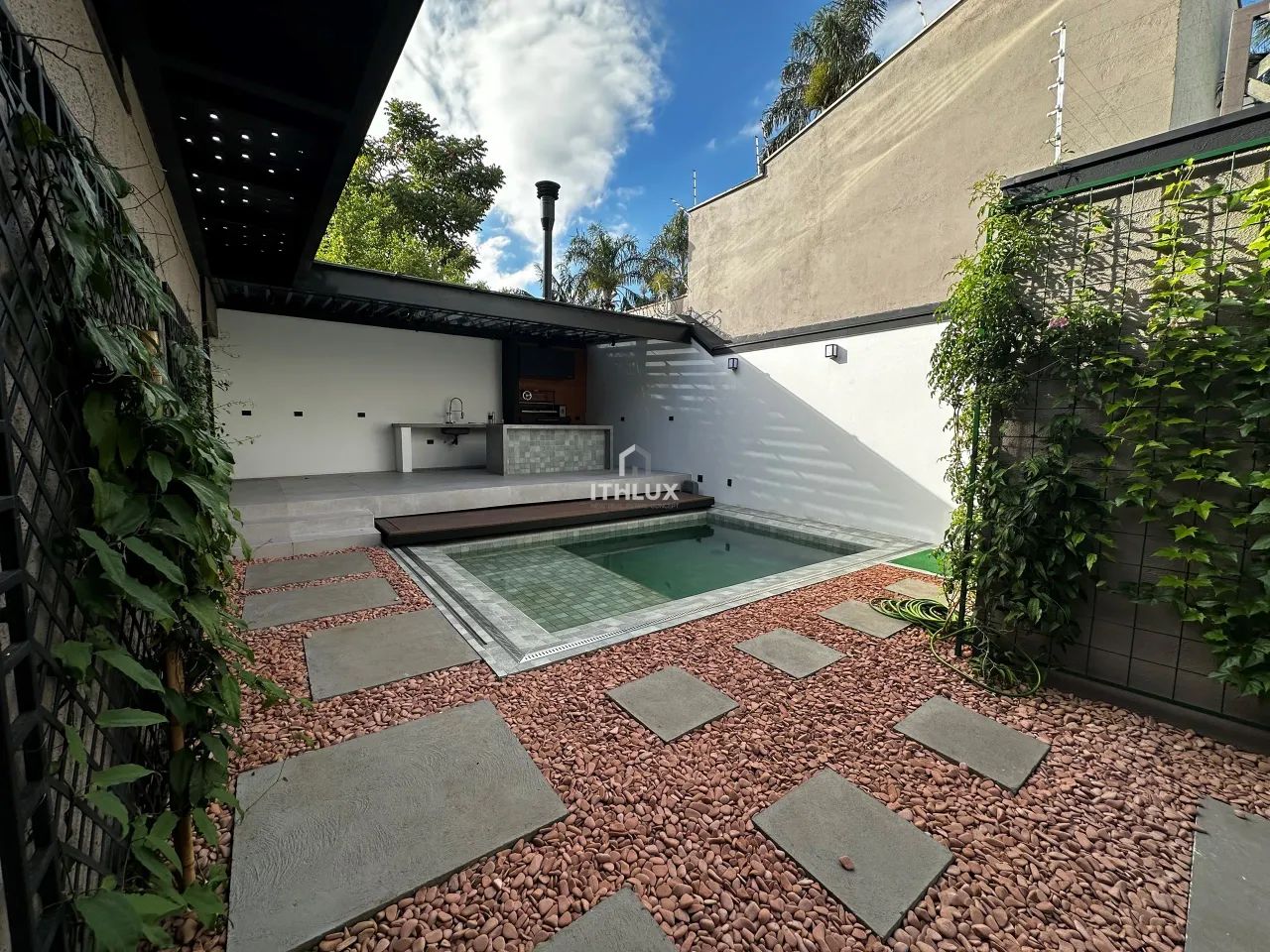 Magnifica Casa, 480 M², Venda, 3 Suites, Piscina, RoofTop, 4 Vagas Estacionamento, Vila No - Foto 4