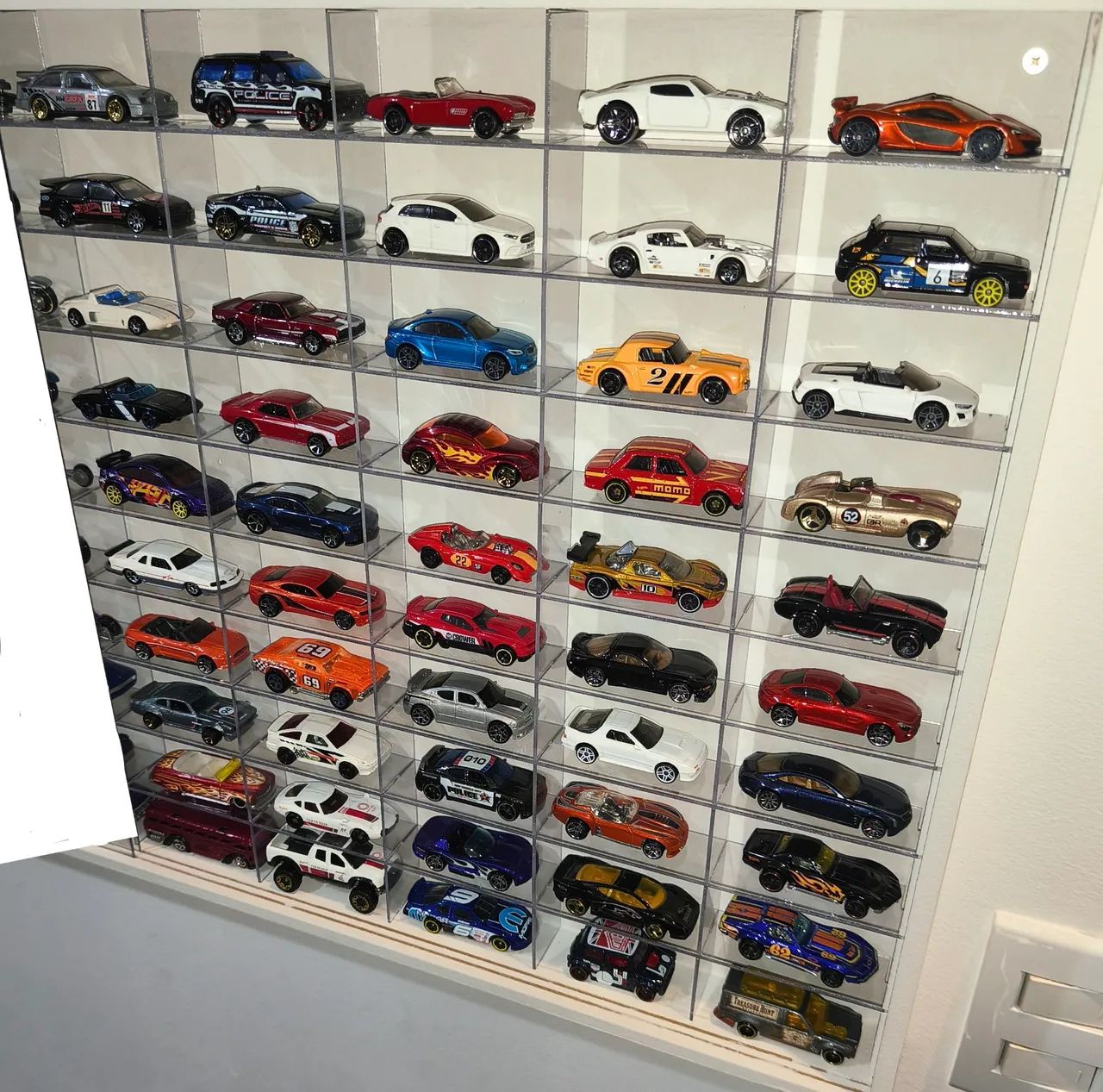 Coleção Hot Wheels - VALOR UNITÁRIO - LEIA O ANÚNCIO  - Foto 2