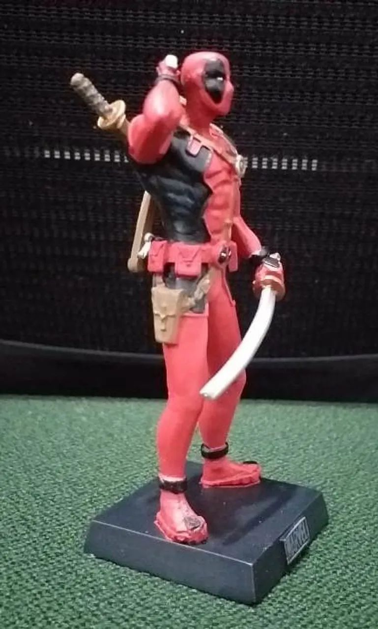 Deadpool - Coleção de Miniaturas Marvel Eaglemoss n. 56 - Foto 3