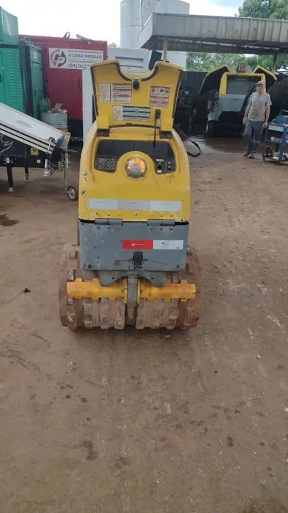 Rolo compactador de solo Wacker neuson ano 2016