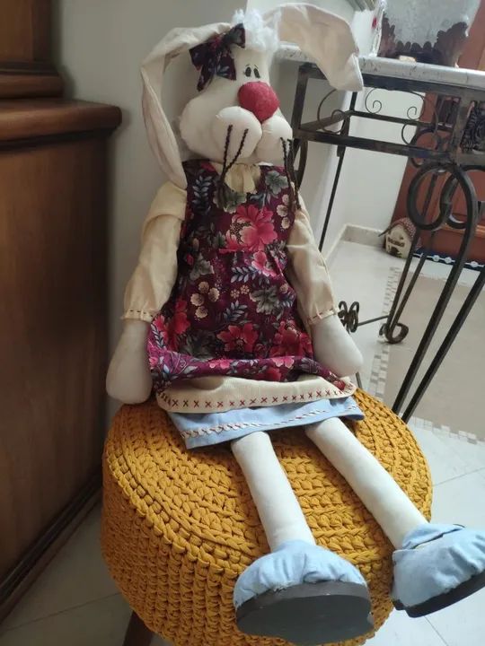 Coelha grande em artesanato - Foto 2