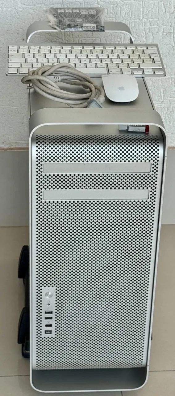 Mac Pro 3,1 24gb Ram 500gb Ssd Perfeito C/ Mouse E Teclado