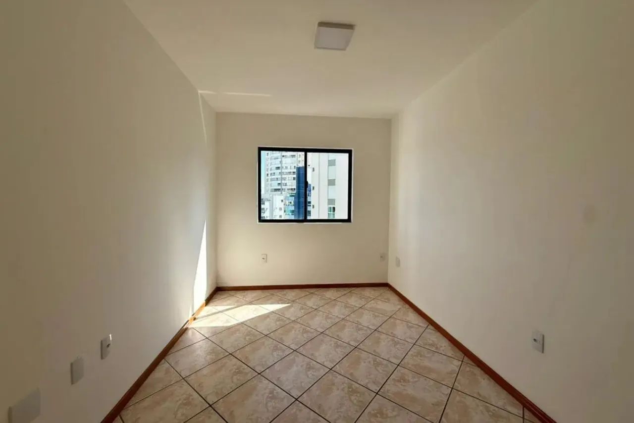 Av Brasil - Balneário Camboriú - Foto 10