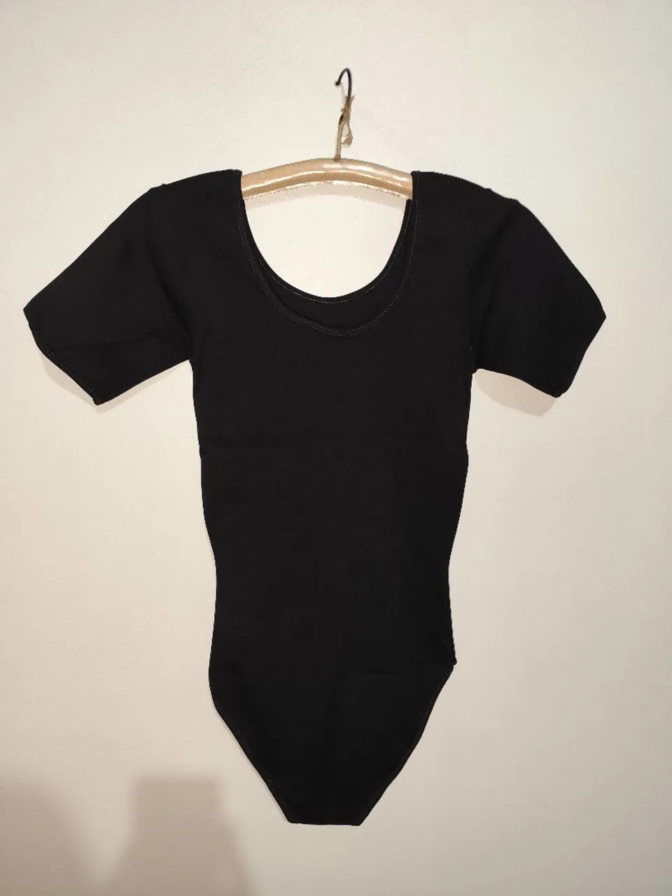 Body Preto Manga Curta - Perfeito para Dança ou Treino!