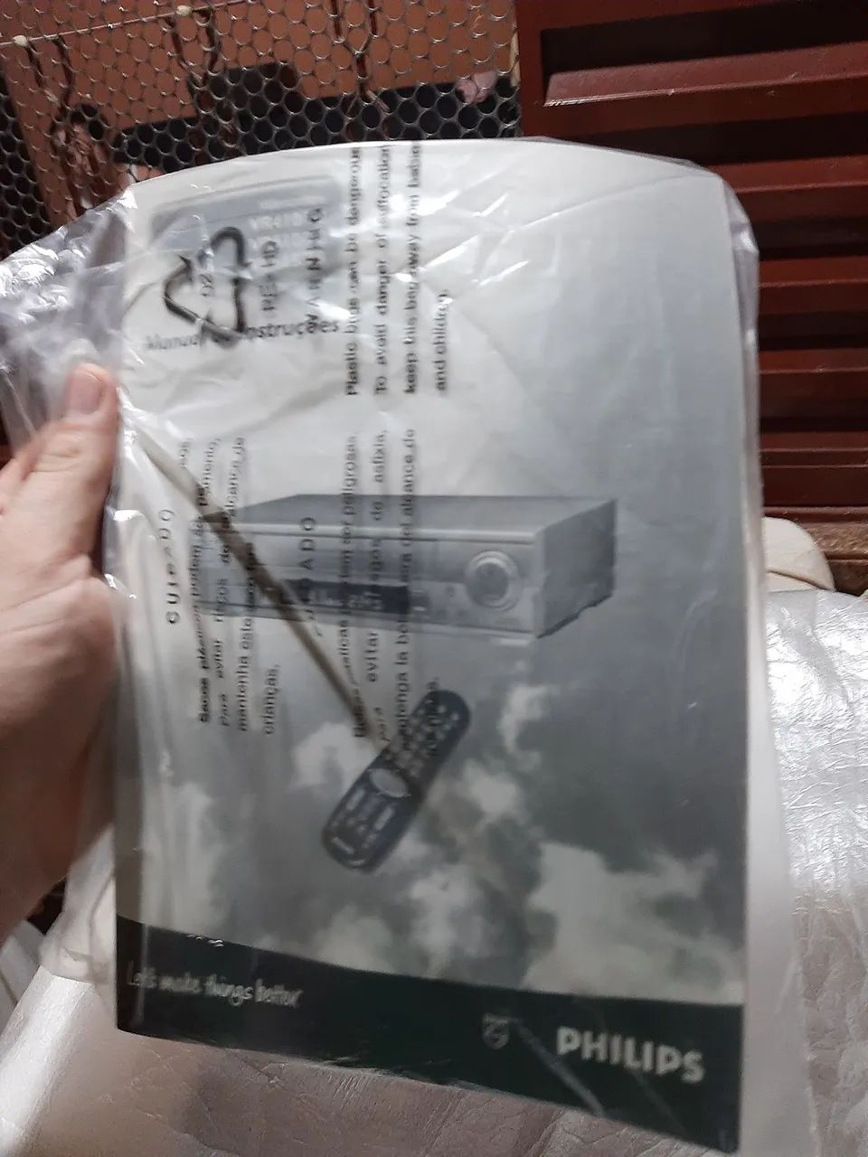 Vídeo Cassete Philips com Turbo Drive e Smart Picture - Foto 2