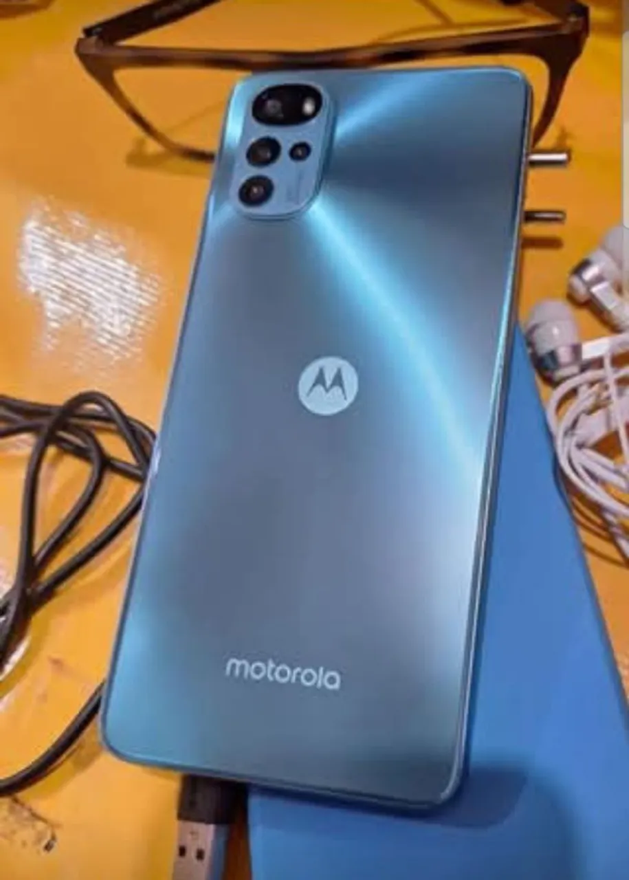 Moto G22 , novinho 128 Gigas,  6Gb RAM,  telão 6.5 polegadas.  <br>