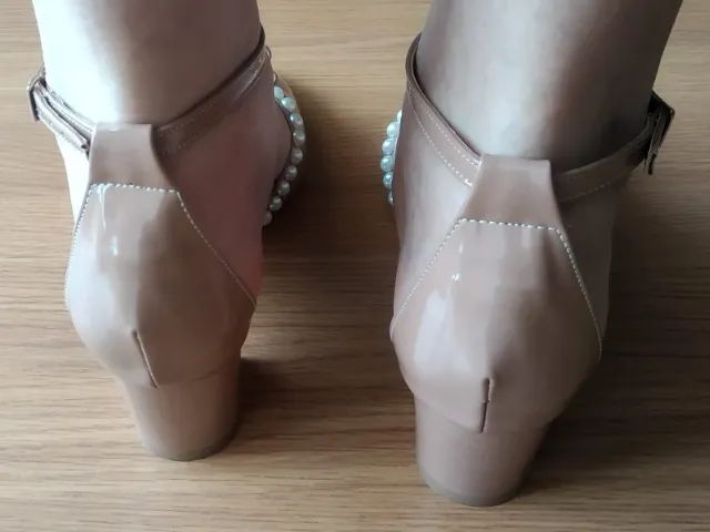 Sapato NOVO, lindo e sofisticado com Pérolas nº39 - Foto 3