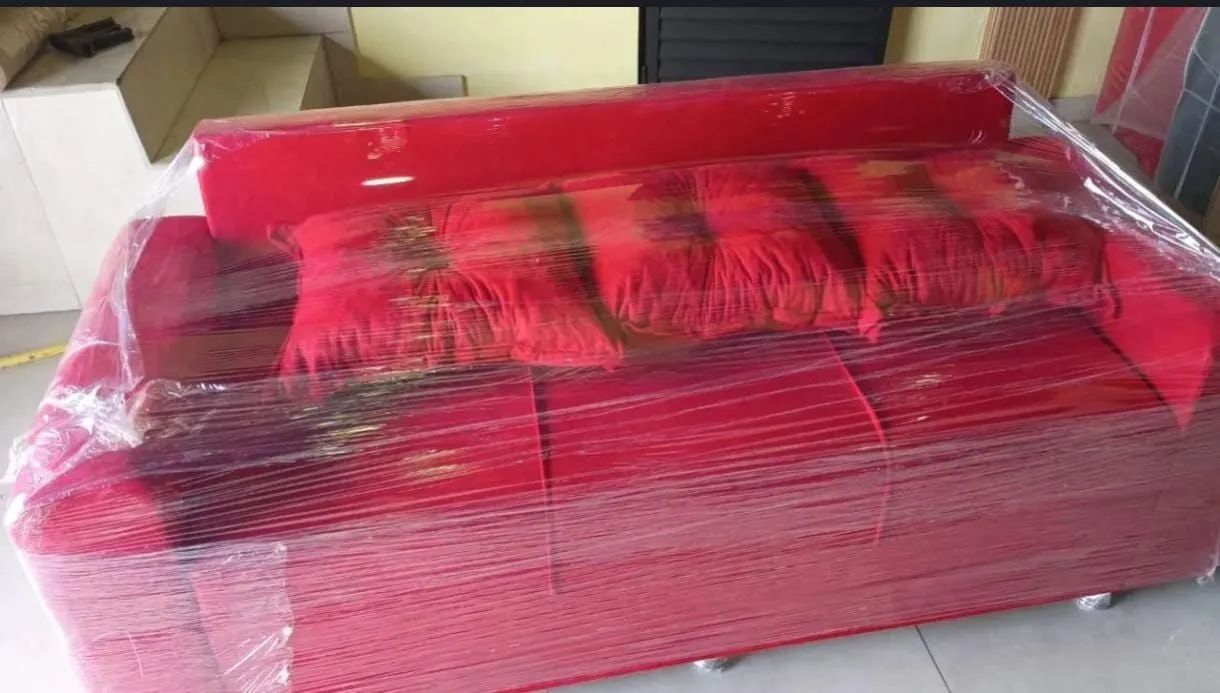 SOFÁ 3  LUGARES COM PUFF ENTREGA GRÁTIS 