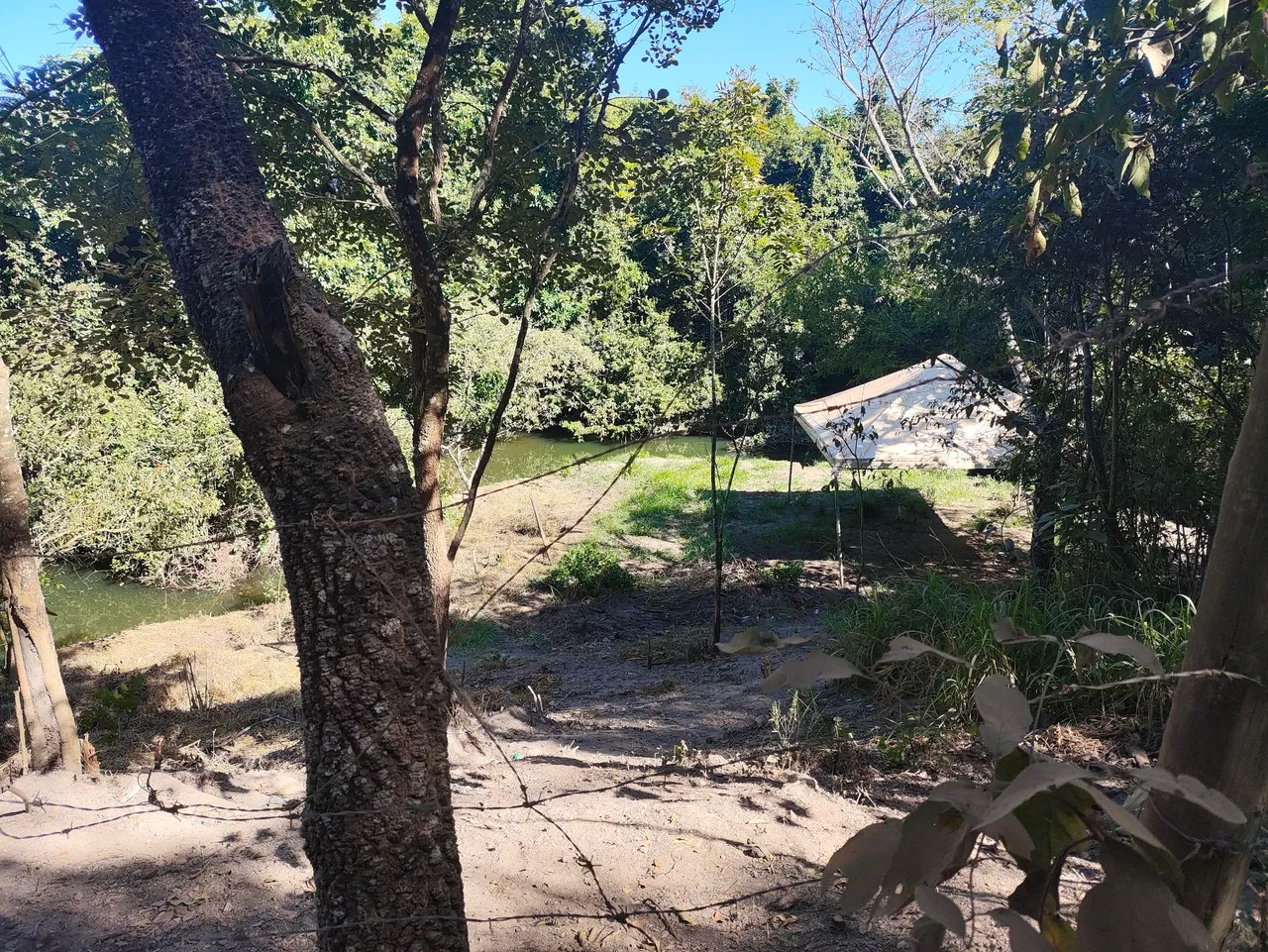 Terreno de aproximadamente 1.200 MTS, ao lado do morro da capelinha em Planltina DF, ,