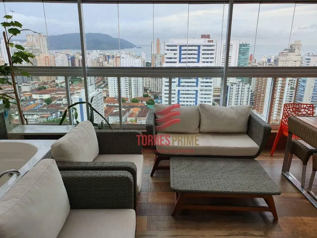 Cobertura com 2 dormitórios à venda, 97 m² por R$ 1.400.000,00 - Boqueirão - Santos/SP