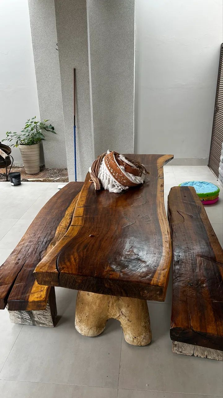 Mesa Rústica em Madeira maciça64168527197314121