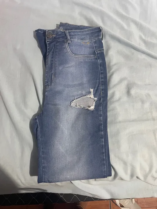Calça Jeans Desfiada - Tamanho P