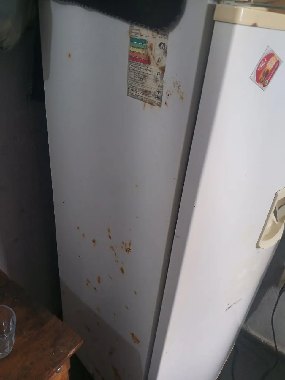 Geladeira precisa trocar gás, mas funciona