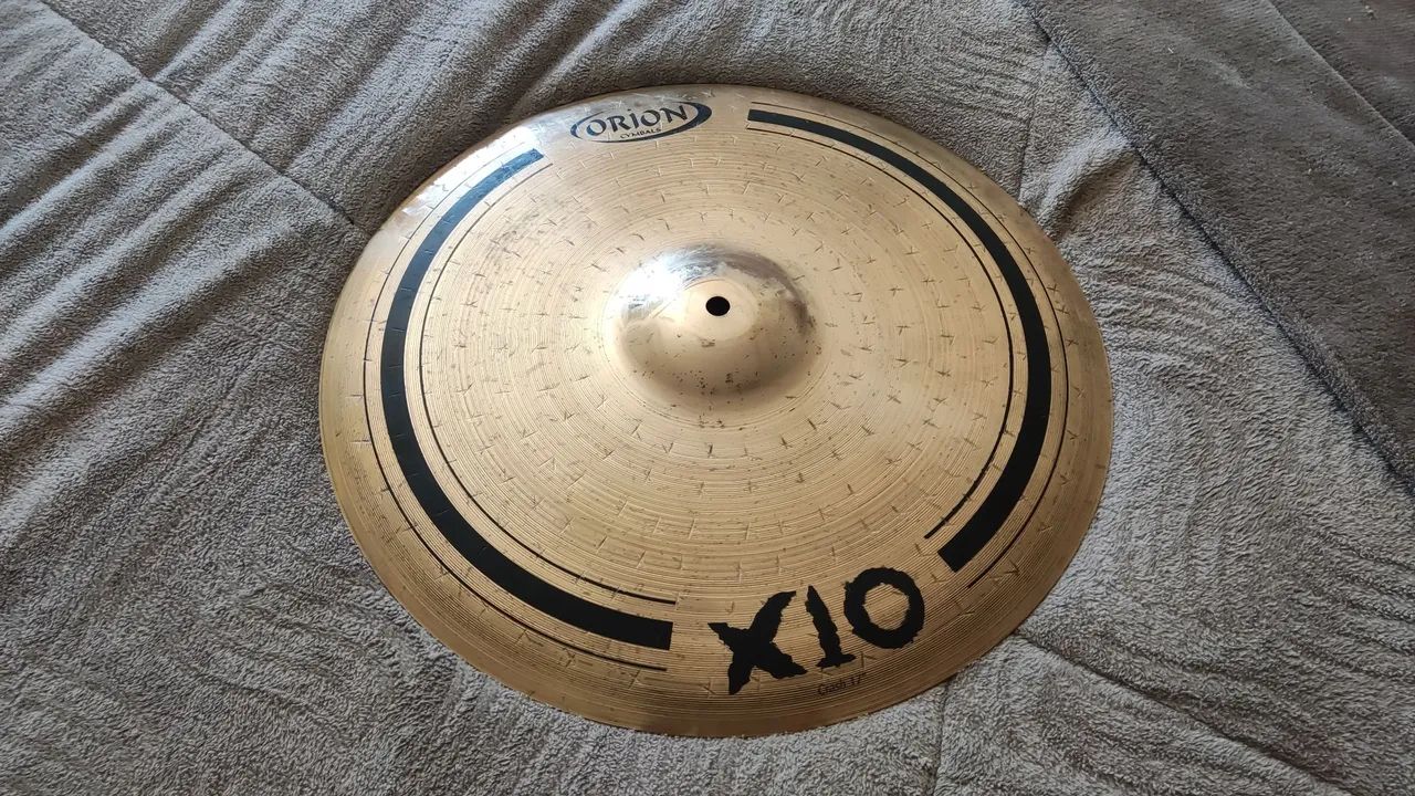 Prato crash Orion x10 17' - Instrumentos musicais - Vila Eunice
