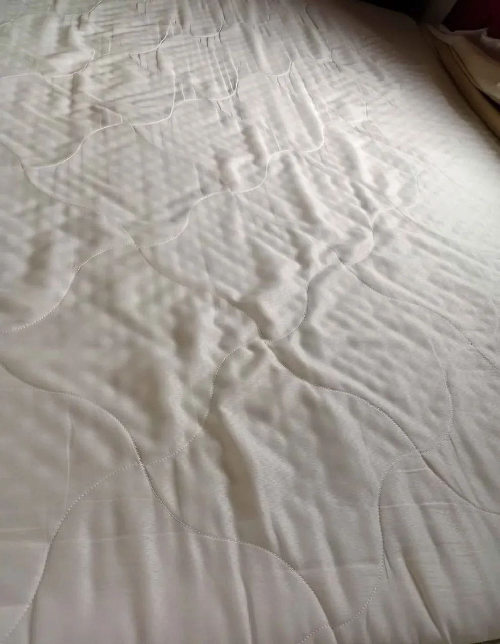 Colchão de casal com massagem 