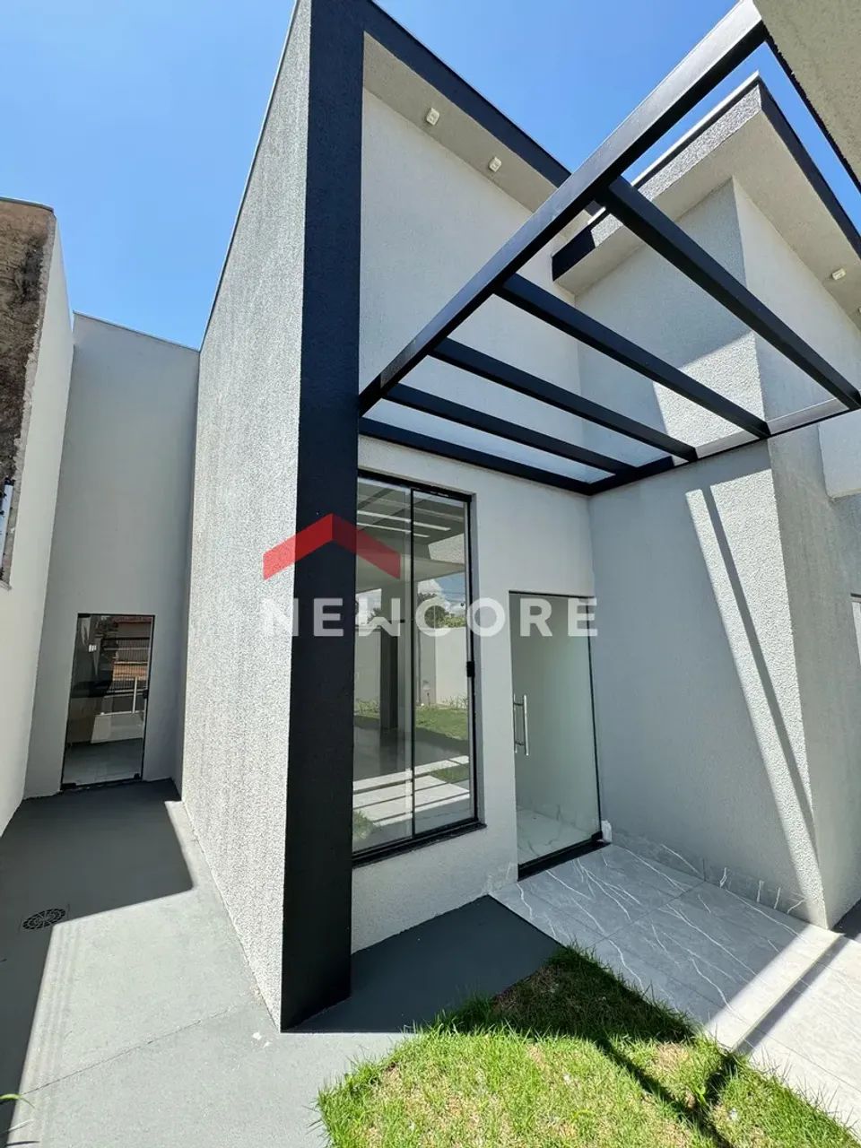 Casa em Avenida Goiânia - Nucleo Habitacional São José II - Rondonópolis/MT