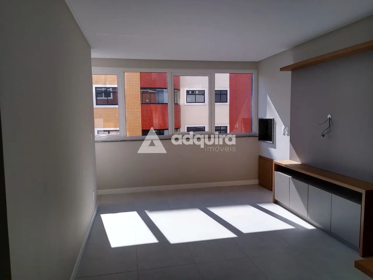 Apartamento à venda, SEMIMOBILIADO, com 60m² de área útil, próximo ao 2° Batalhão de Bombe - Foto 4