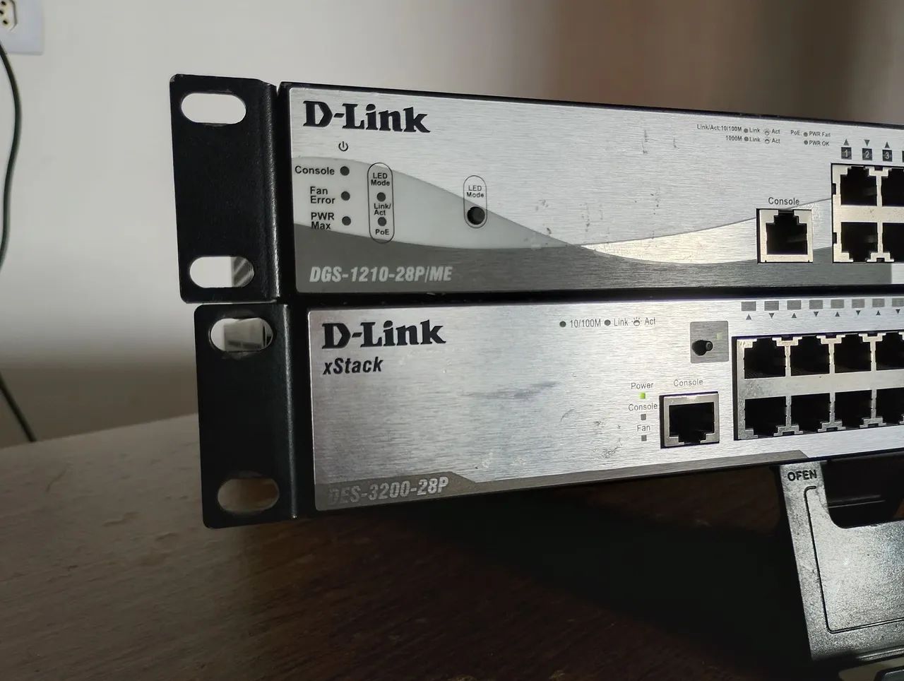 Dois Switchs D-Link 24 Portas - Foto 3