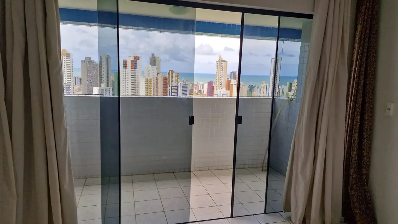 TC Apto 3 quartos ao lado do pao de acucar