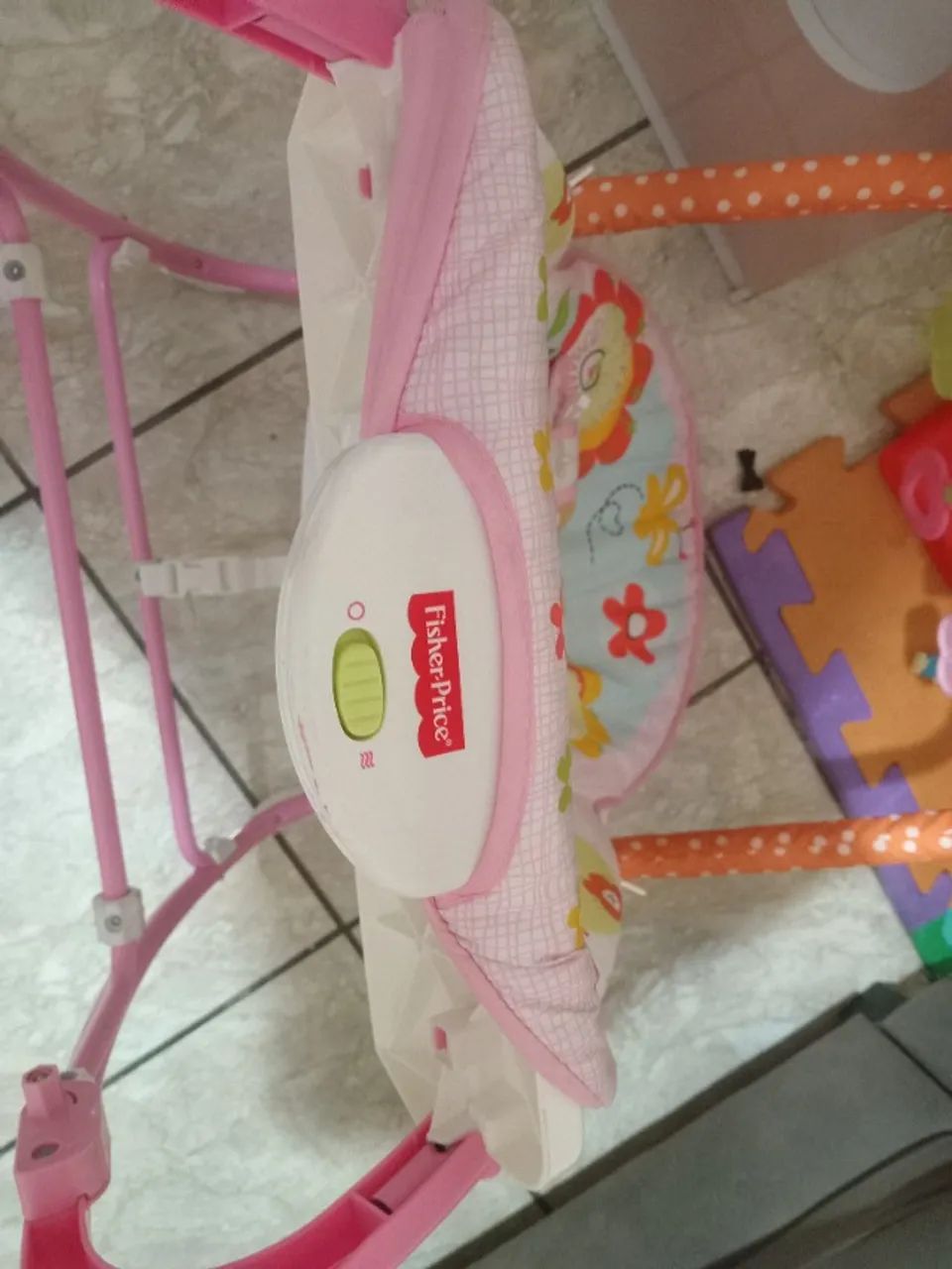 Cadeira de descanso vibratória e musical para bebê  - Foto 3