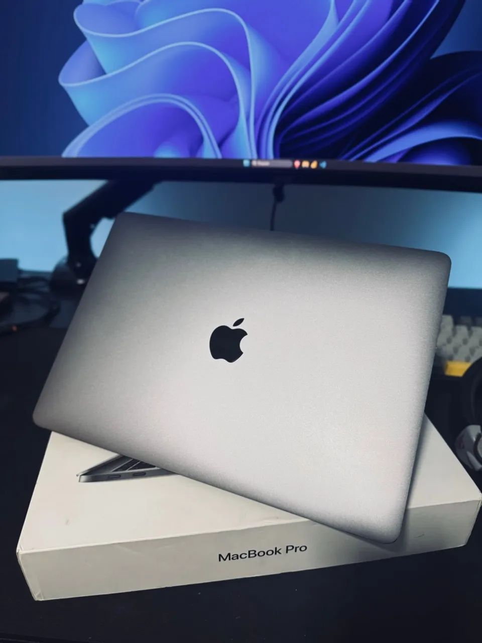 MacBook Pro 2017 A1708 - Core I5 256Gb  - Foto 5