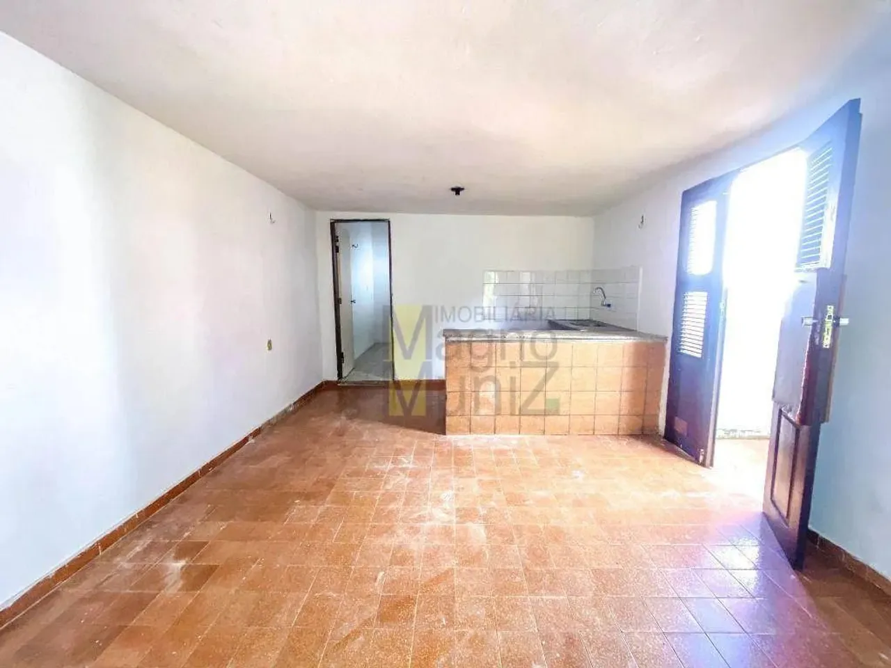 Apartamento com 1 quarto para alugar, 33 m² por R$ 785/mês - Vicente Pinzon - Fortaleza/CE