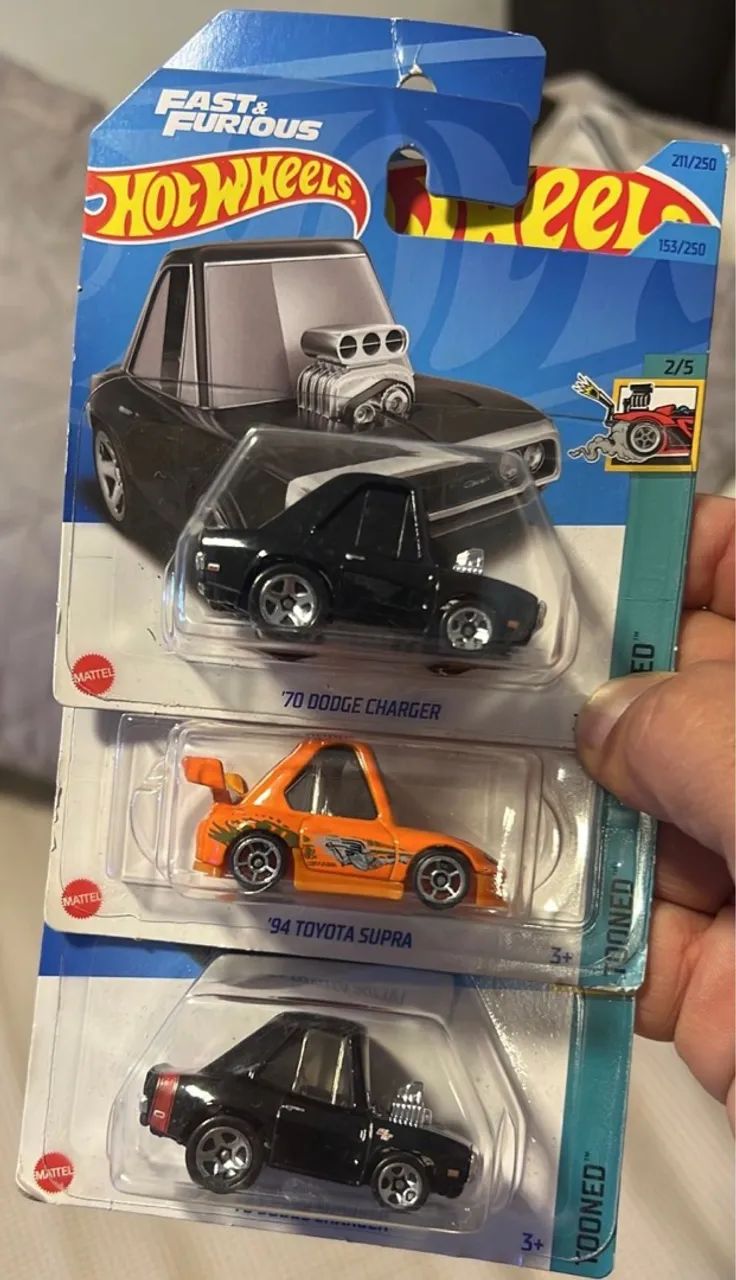 Hot Wheels Batmovel e Velozes 