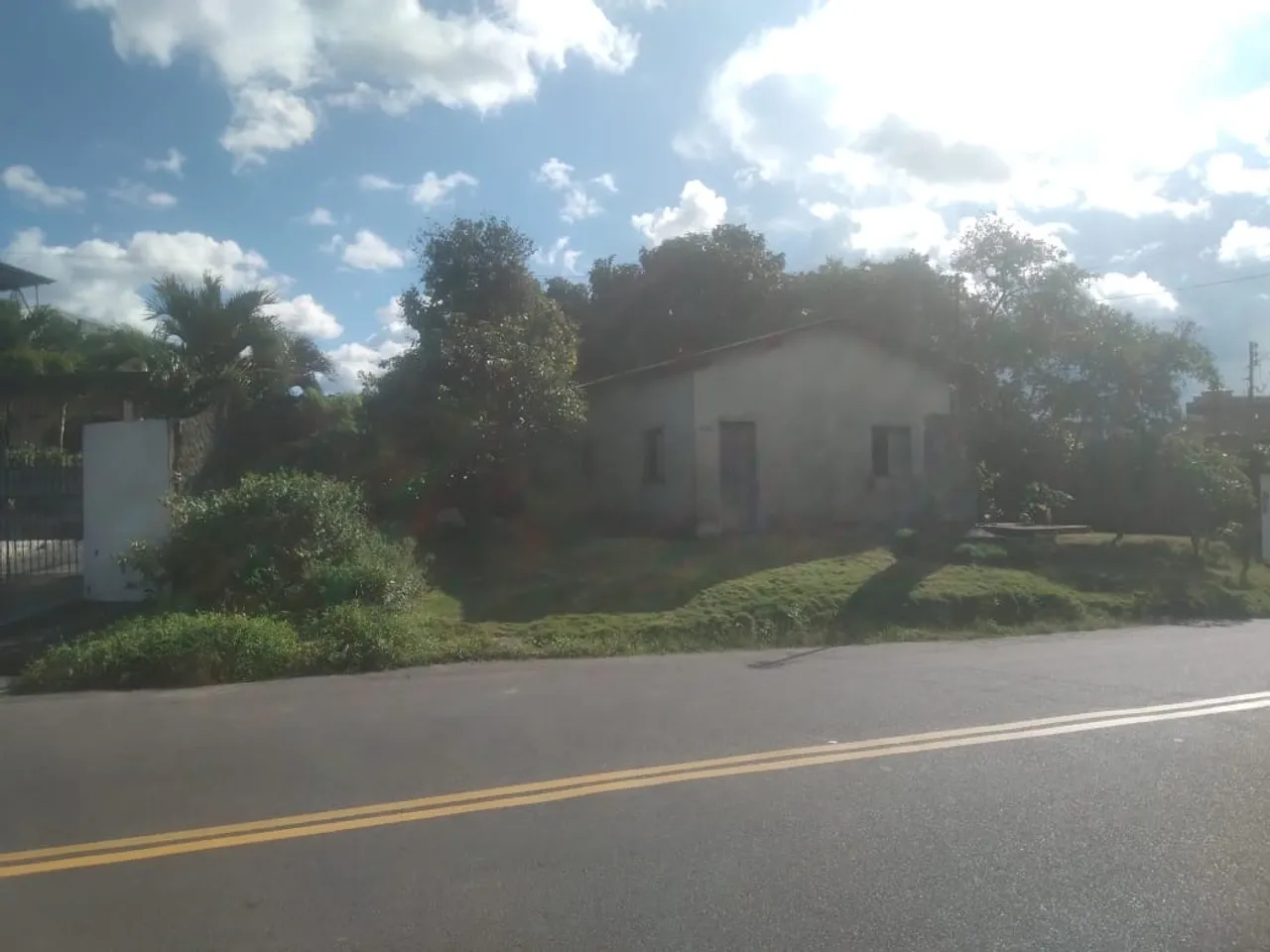Casa com terreno grande