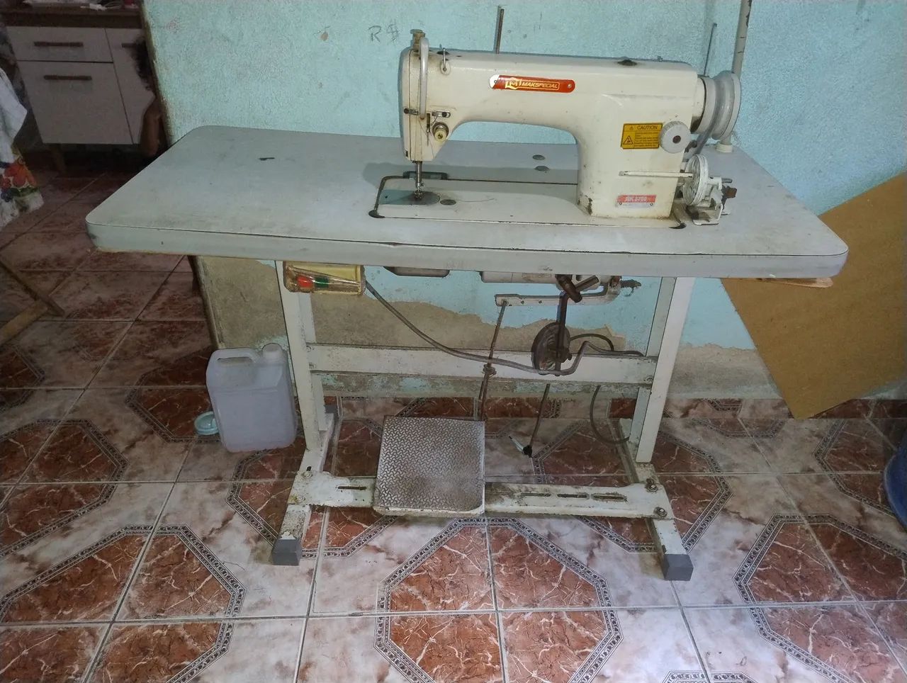 Máquina de Costura Industrial Usada