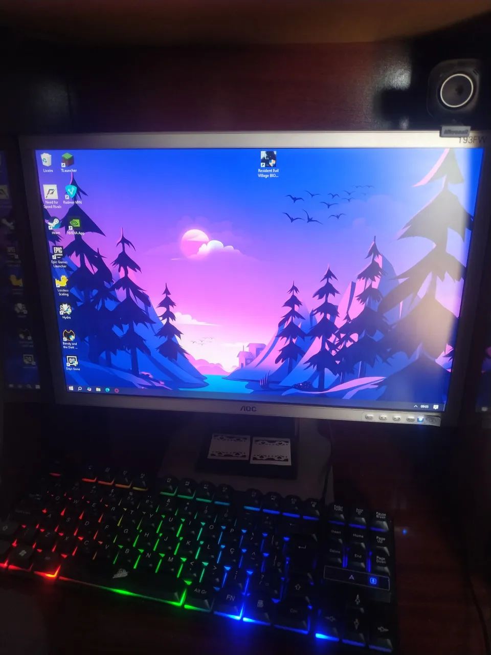 Monitor AOC 19" bivolt.