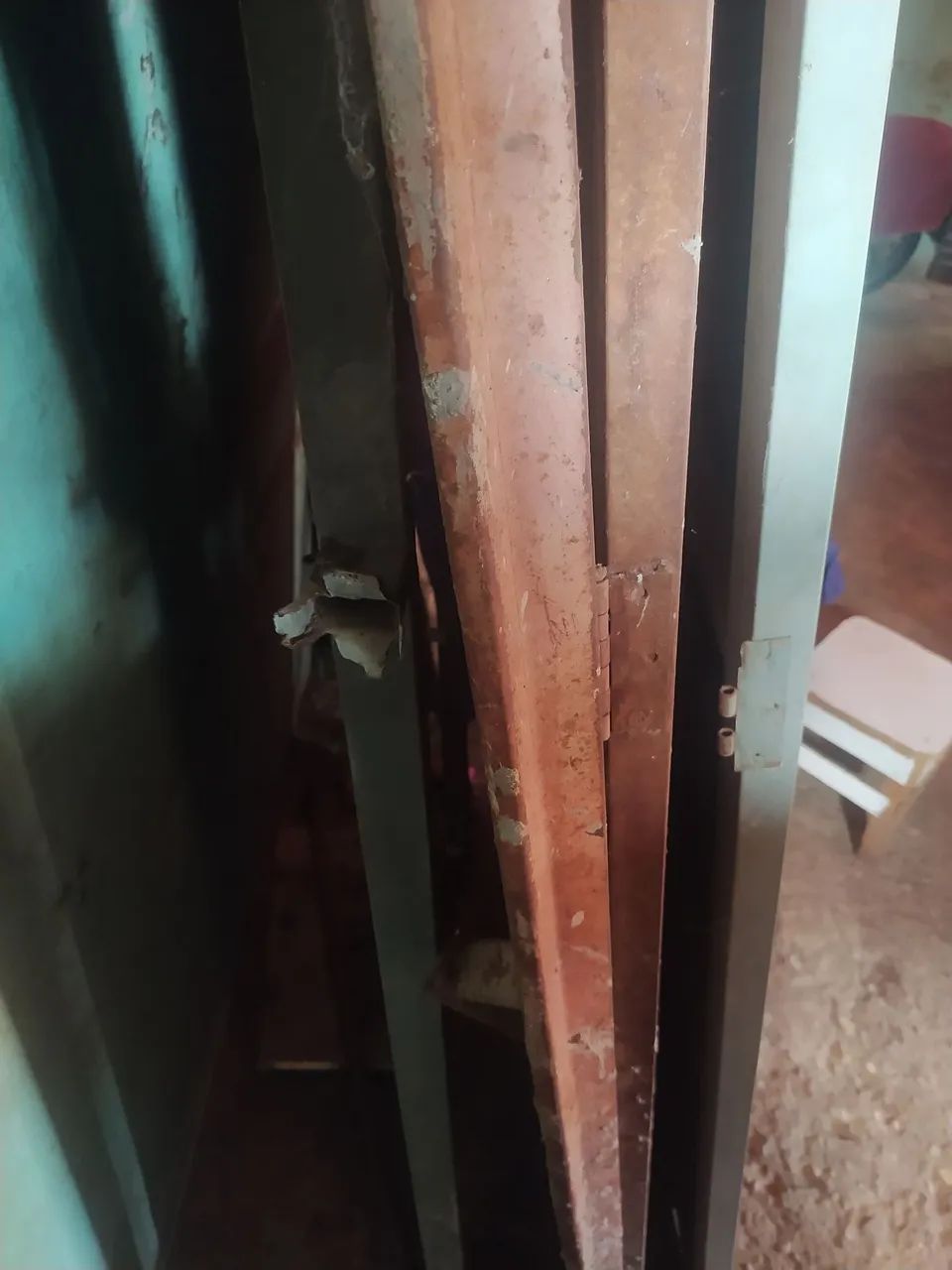 2 Porta de Aço uma com Grade  - Foto 3