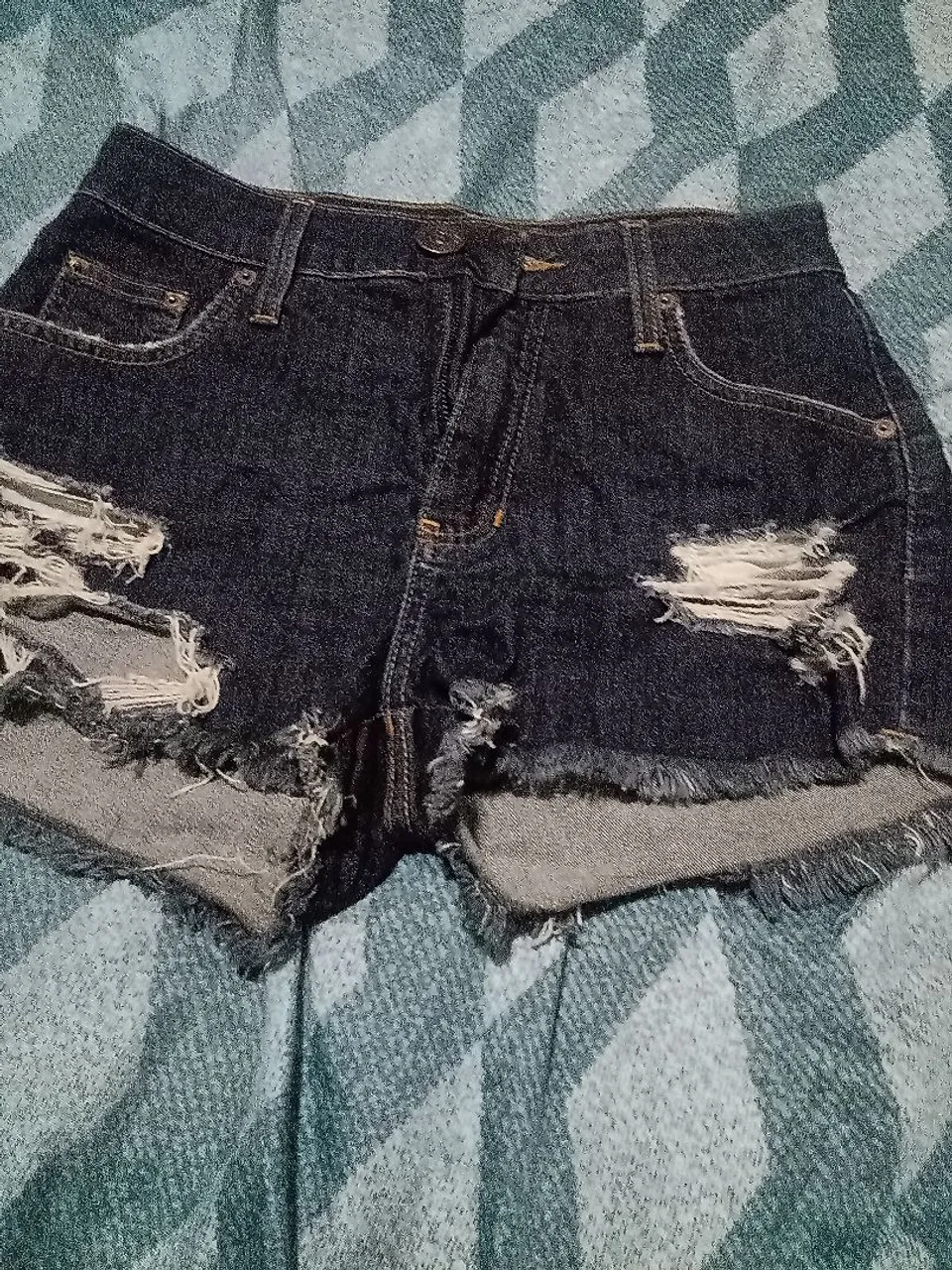 Short jeans