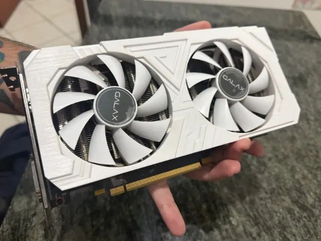 GALAX RTX 3060Ti 8gb whiteモデル GALAX RTX 3060Ti 8gb whiteモデル 玄人志向 GALAKURO GK-RTX3060Ti