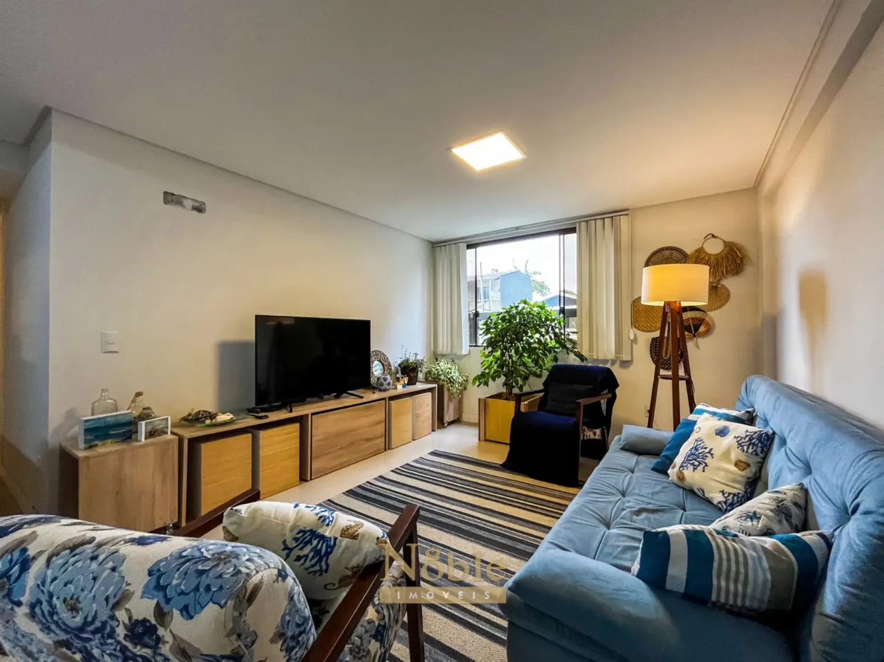 APARTAMENTO À VENDA EM TORRES/RS