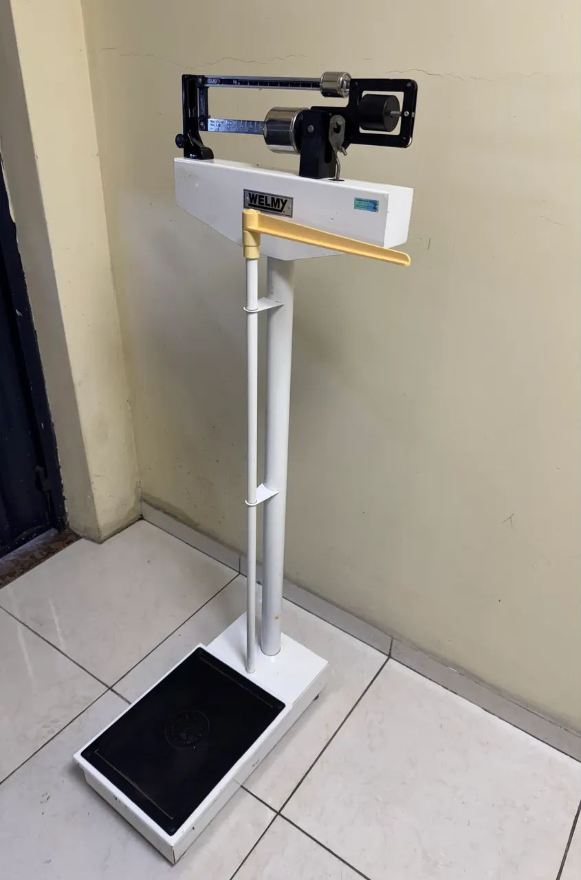 Oportunidade! Balança Antropométrica Profissional WELMY! ? 