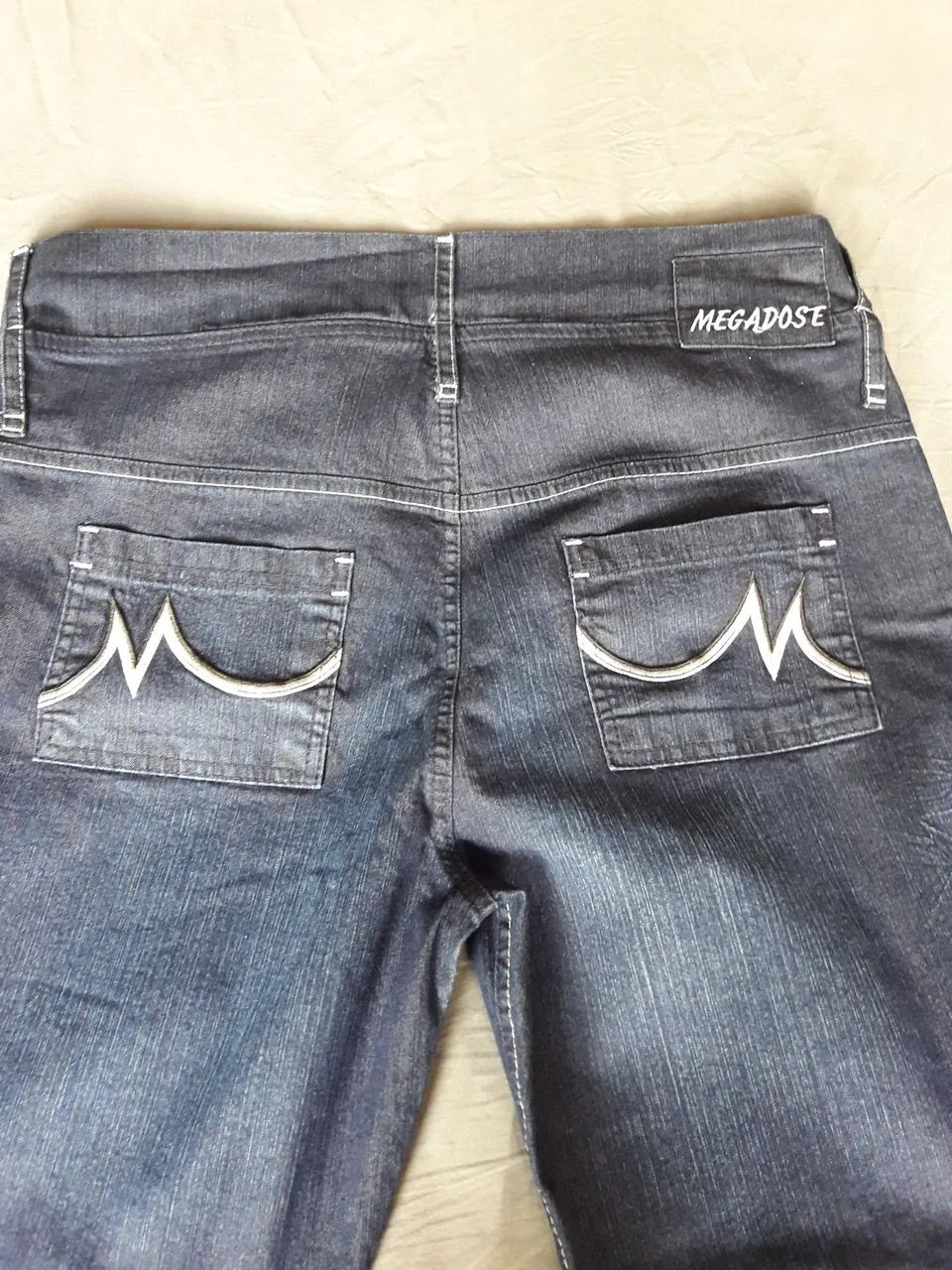 Calça Jeans Gestante - Conforto e Estilo - Foto 4